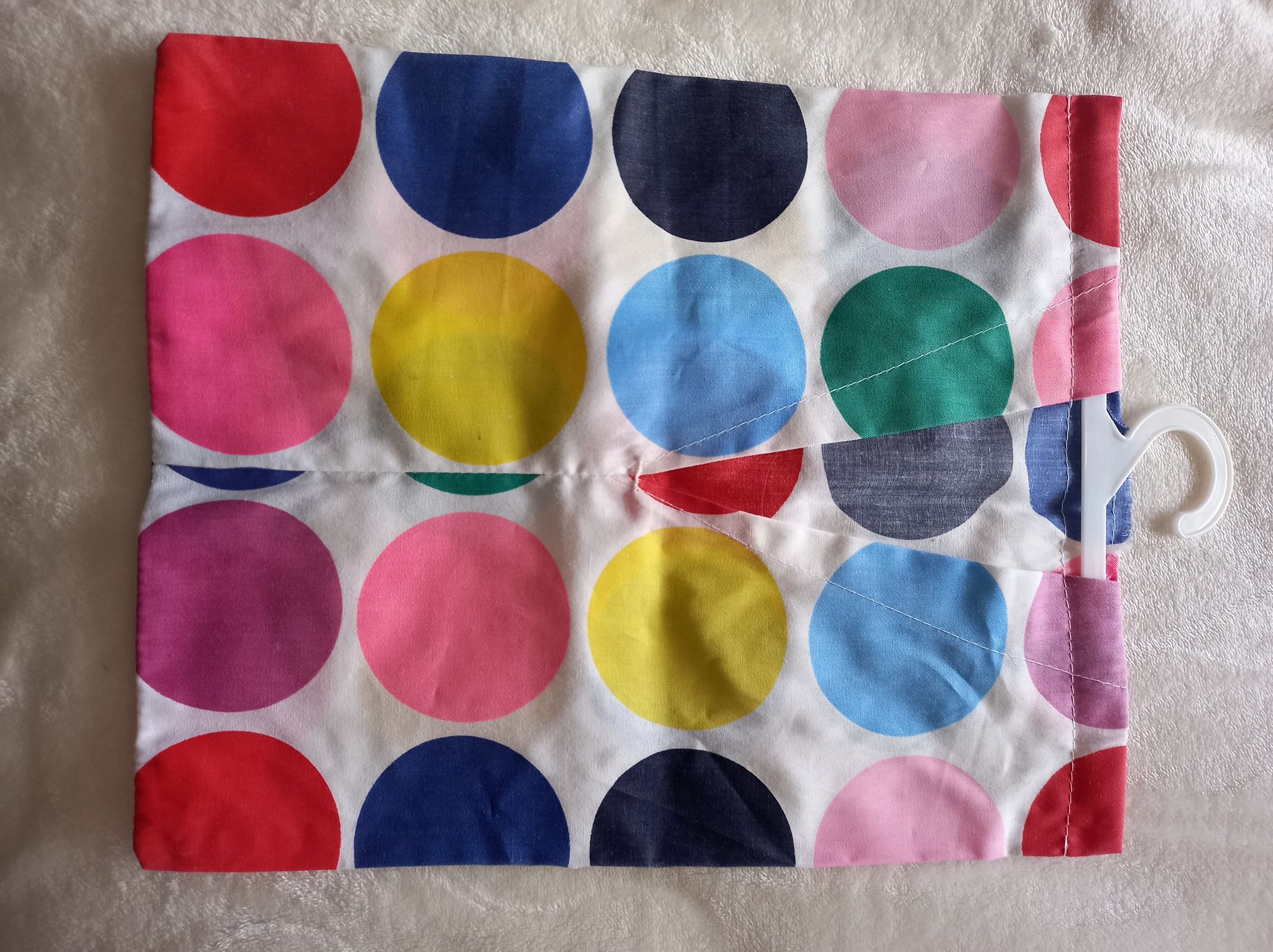 Peg bag with hanger 